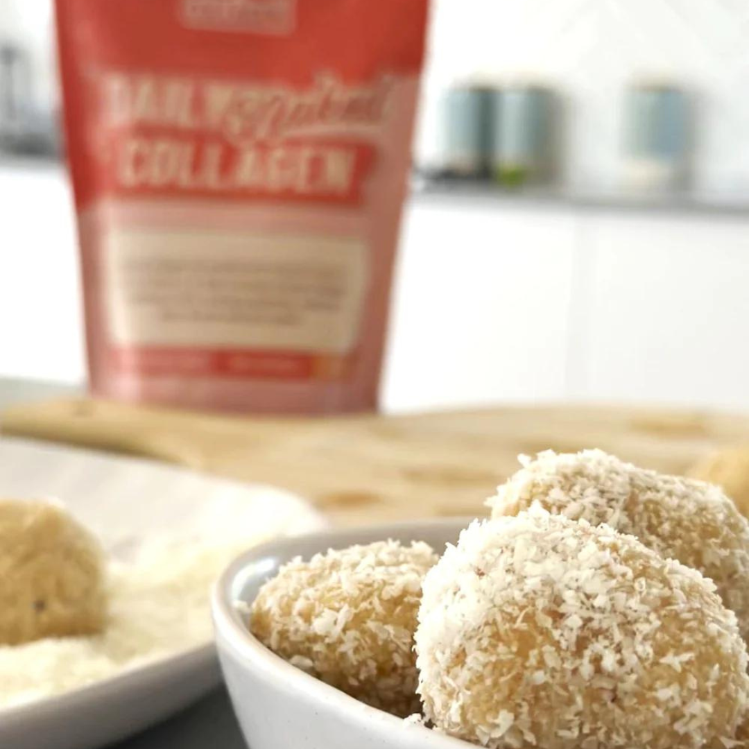 VANILLA & COLLAGEN COCONUT BALLS